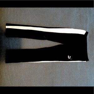 Black and white Puma leggings